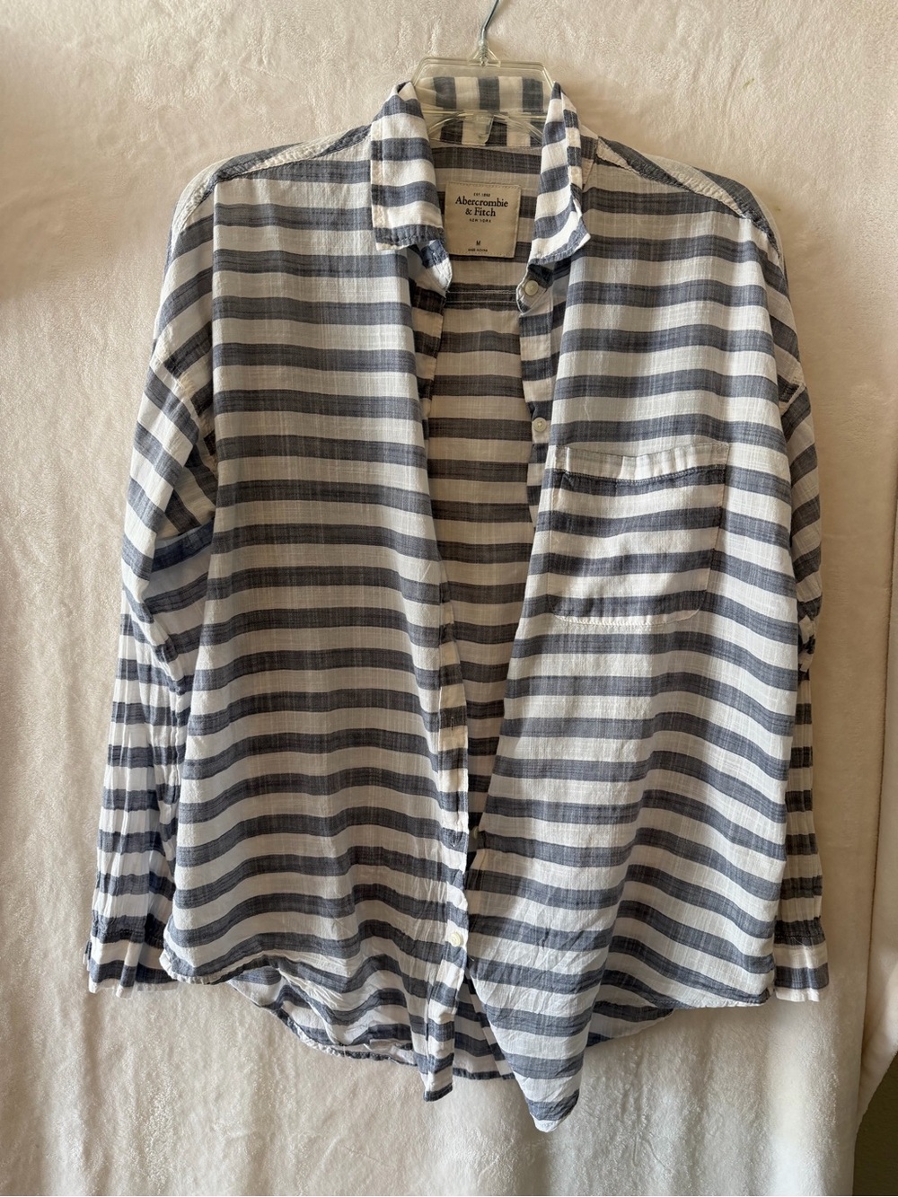 Abercrombie & Fitch Womens White and Navy Striped 100% Cotton Lightweight Shirt